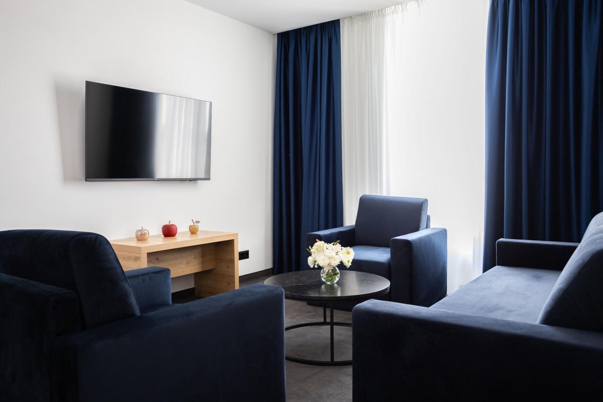 Blue Star Luxury Hotel София Экстерьер фото