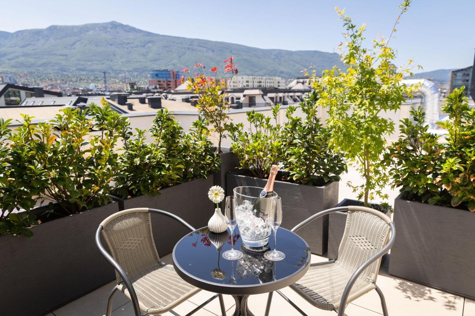 Blue Star Luxury Hotel София Экстерьер фото